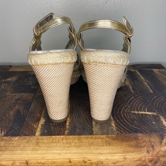 Unisa Wedge Open Toe Gold Espadrilles Size 7.5 - Picture 4 of 9
